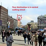 House4us.Central Budapest.Luxury Apartment. Deák Ferenc Ter
